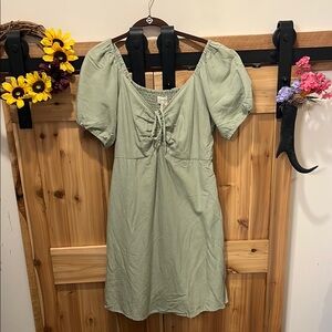 Jessica Simpson Sage Green Midi Dress with Puff Sleeves